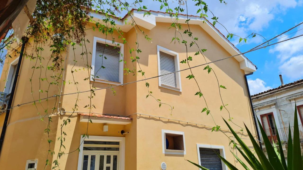 Casa Vacanze La Melagrana 莫迪卡 外观 照片